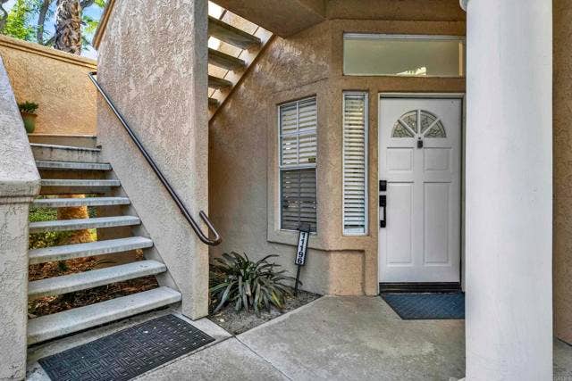 11196 Portobelo Dr, San Diego, CA 92124