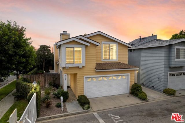 Property photo for 9143 NOBLE Avenue, North Hills, CA