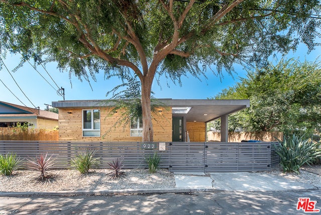 Property photo for 922 FARNAM Street, Los Angeles, CA