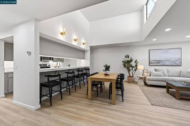 190 Cleaveland Rd, #16, Pleasant Hill, CA 94523
