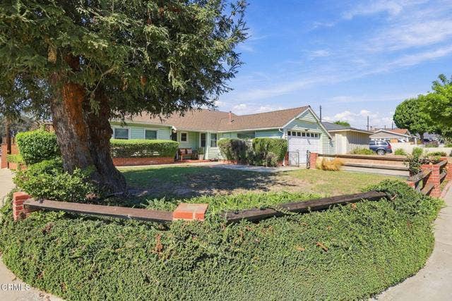 3-web-or-mls-003 - 3899 Maple St