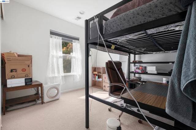 8957 Lawlor St, Oakland, CA 94605