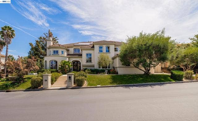 Property photo for 5698 La Seyne Pl, San Jose, CA