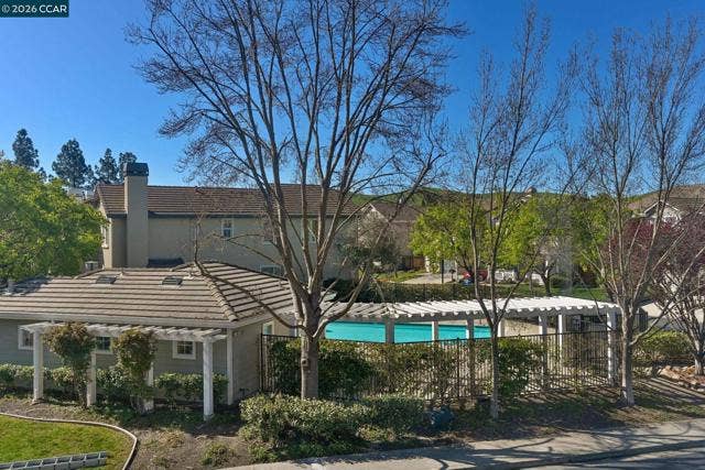 222 Abigail Cir, Danville, CA 94506
