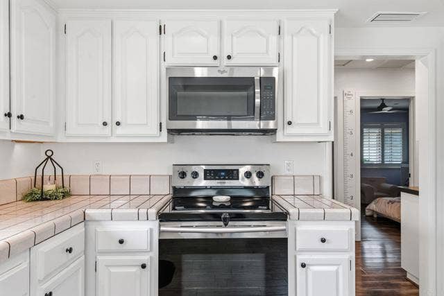 23474 Silver Strike DR, Canyon Lake, CA 92587