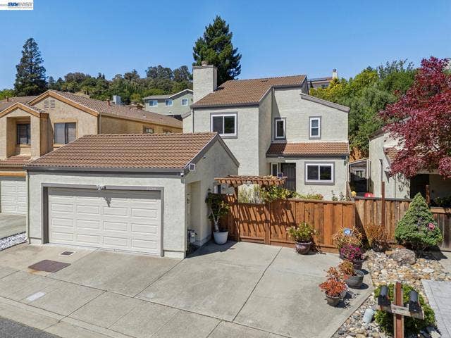 28086 Thorup Ln, Hayward, CA 94542