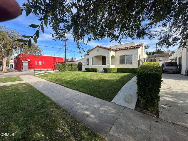 Property photo for 638 N Vista ST, Los Angeles, CA