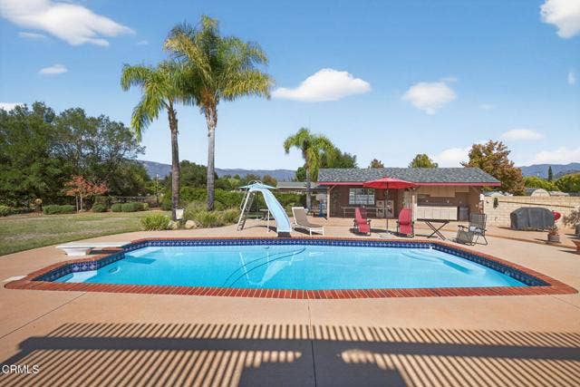 87-web-or-mls-UpmarketMedia-1125Spr-294