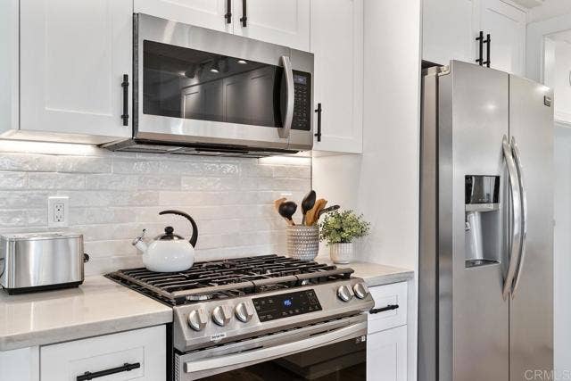 245 Hemlock AVE, Carlsbad, CA 92008