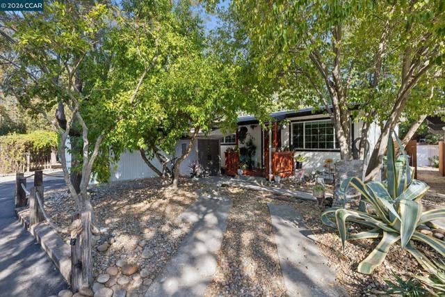 2759 Warner Ln, Pleasant Hill, CA 94523