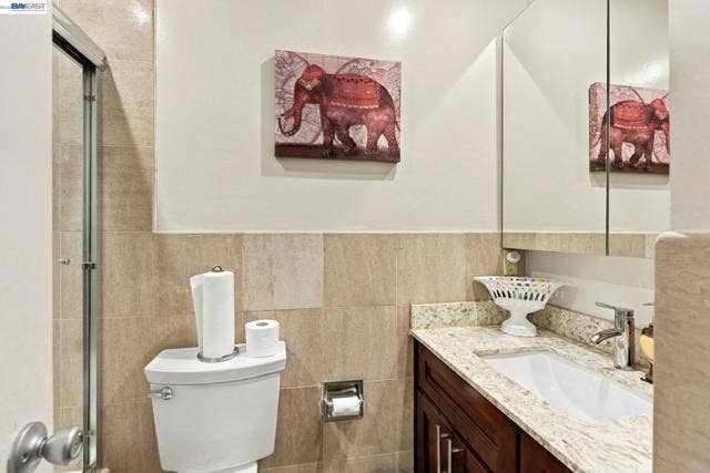 22 John Glenn Cir, Daly City, CA 94015 22 John Glenn Cir, Daly City, CA 94015