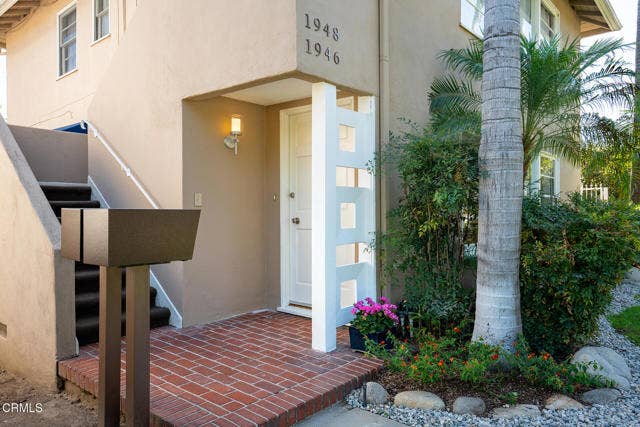 Property photo for 1946 E Villa ST, Pasadena, CA