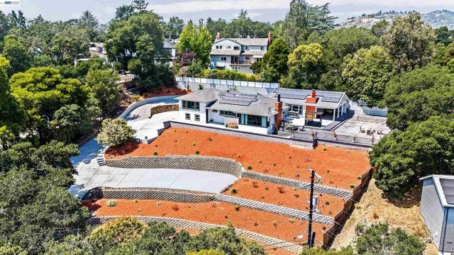 Property photo for 4363 Short Hill Road, Oakland, CA