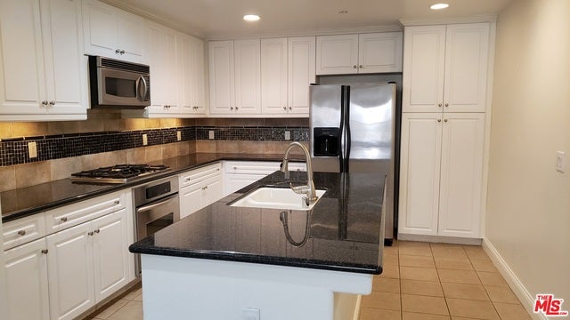 Property photo for 12975 AGUSTIN Place, #306, Playa Vista, CA