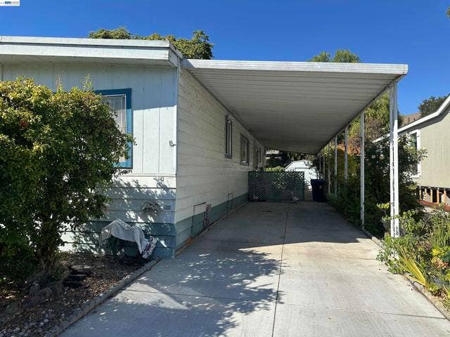 711 Old Canyon Rd, Fremont, CA 94536 711 Old Canyon Rd, Fremont, CA 94536