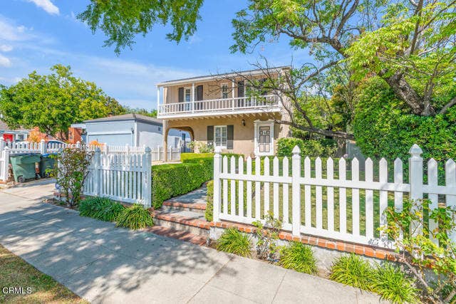 Property photo for 566 N Sunnyslope AVE, Pasadena, CA