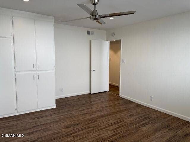 18619 Collins ST, #F7, Tarzana, CA 91356 Primary Bedroom