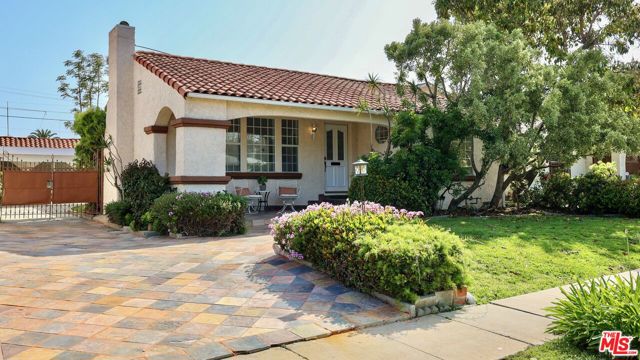 Property photo for 8910 BEVERLYWOOD Street, Los Angeles, CA