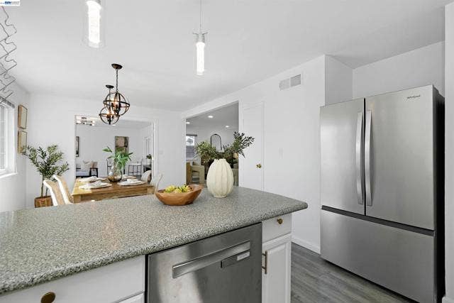 25825 Belhaven St, Hayward, CA 94545 25825 Belhaven St, Hayward, CA 94545