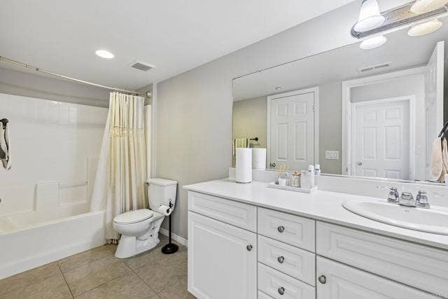 6977 Brass Pl, Carlsbad, CA 92009