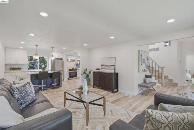 92 Dubost Ct, Danville, CA 94526