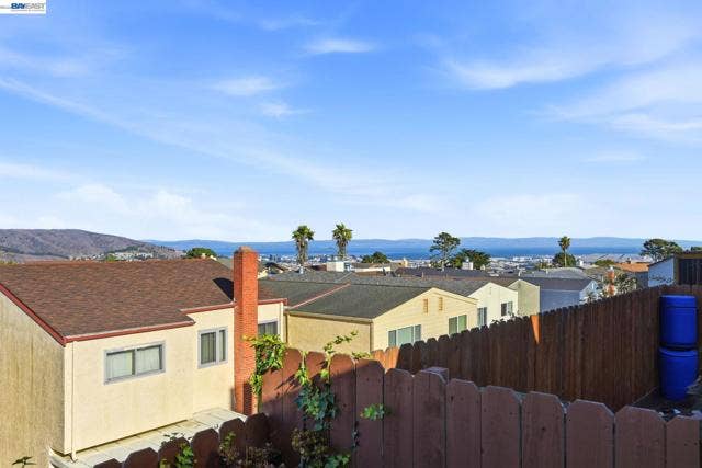 22 John Glenn Cir, Daly City, CA 94015 22 John Glenn Cir, Daly City, CA 94015