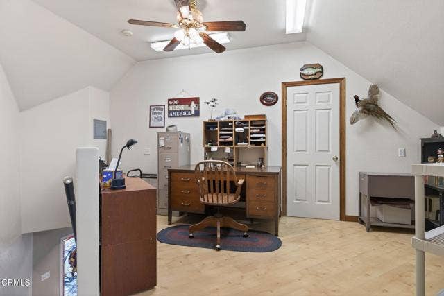 59-web-or-mls-UpmarketMedia-1125Spr-175