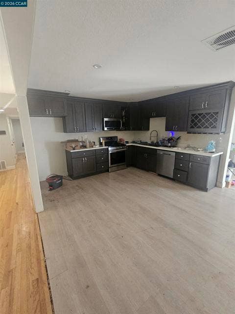 701 Dundee Way, Stockton, CA 95210
