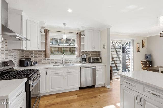 16-web-or-mls-016 - 3899 Maple St