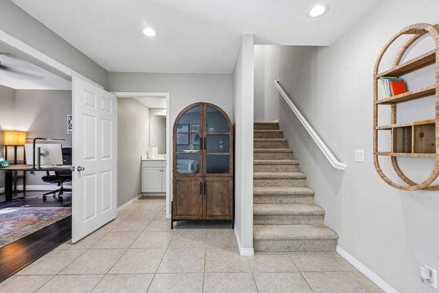 6977 Brass Pl, Carlsbad, CA 92009