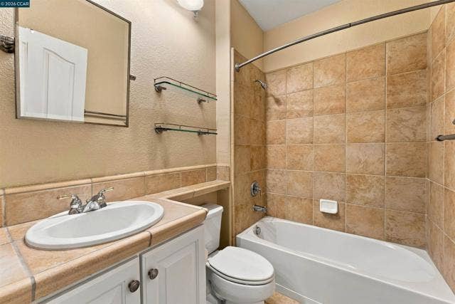 371 Perazul Cir, Sacramento, CA 95835