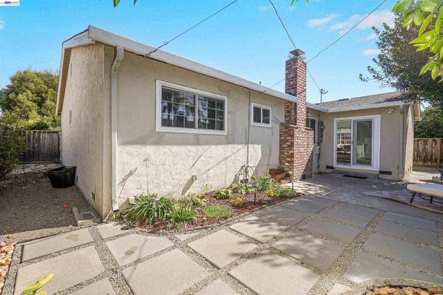25825 Belhaven St, Hayward, CA 94545 25825 Belhaven St, Hayward, CA 94545