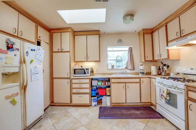 12732 Castle Court DR, Lakeside, CA 92040