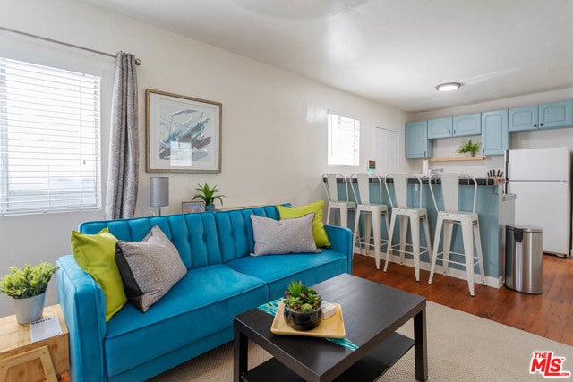 Property photo for 31 S Venice Boulevard, Venice, CA