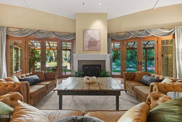 402 S Montgomery ST, Ojai, CA 93023 photo_online_010