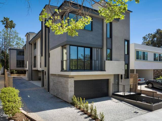 Property photo for 508 1/2 N Sycamore AVE, Los Angeles, CA