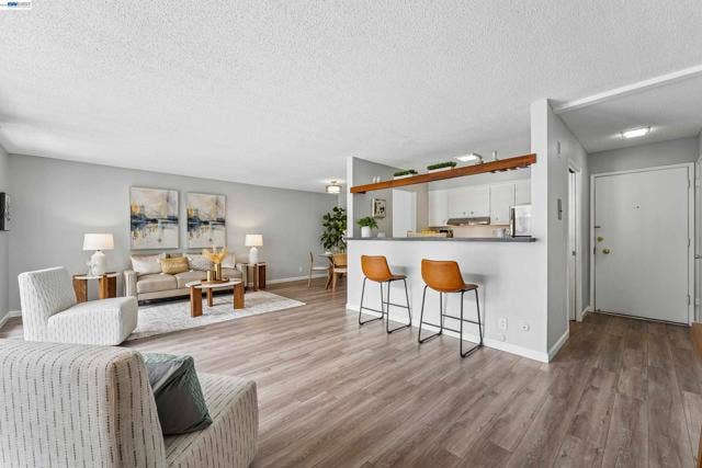 811 York St, #136, Oakland, CA 94610