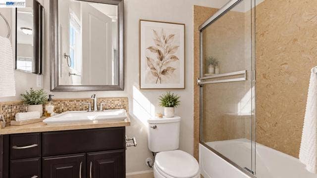 UPSTAIRS JUNIOR SUITE BATHROOM