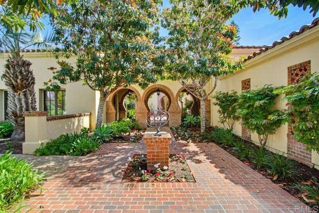 6977 Brass Pl, Carlsbad, CA 92009