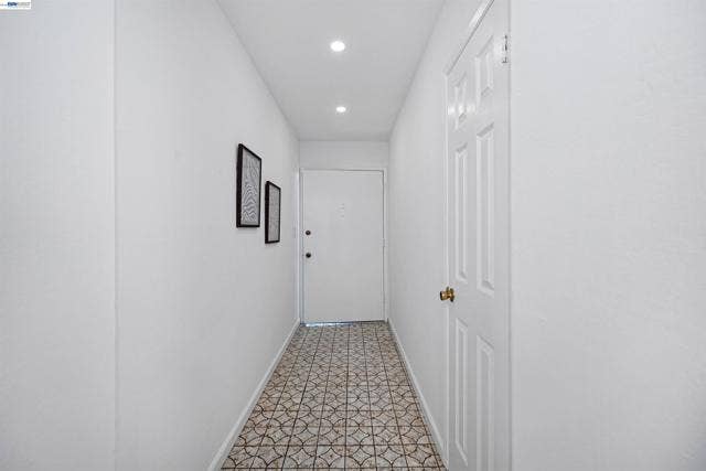 25825 Belhaven St, Hayward, CA 94545 25825 Belhaven St, Hayward, CA 94545