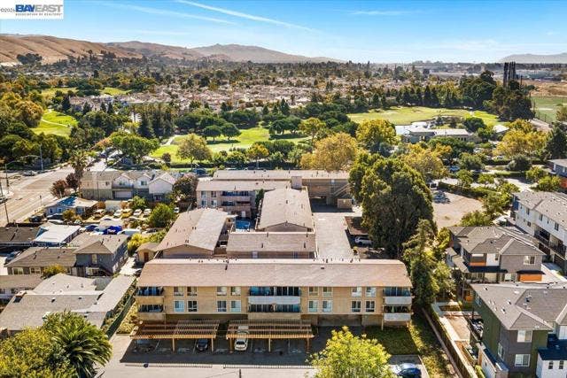260 Industrial Pkwy, #32, Hayward, CA 94544