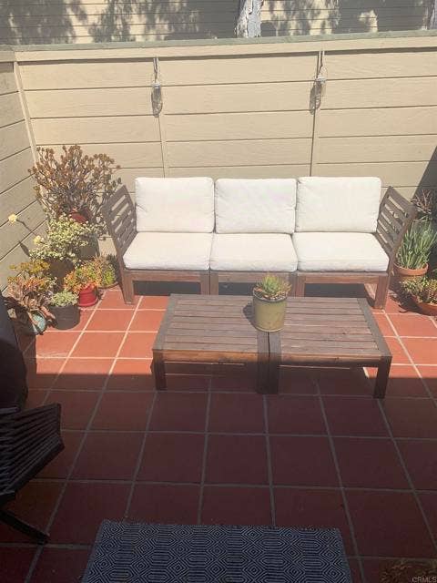 1734 Aldersgate RD, Encinitas, CA 92024