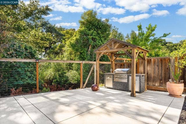 30 Autumn Trail Ln, Walnut Creek, CA 94595