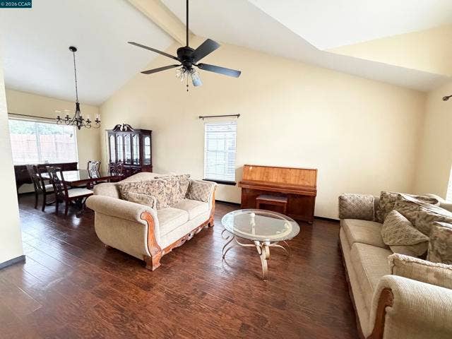8800 Crusheen Way, Sacramento, CA 95828 Formal Living Room