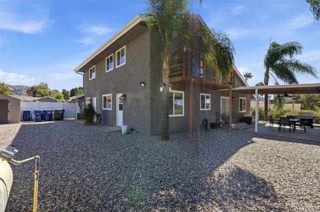 16706 Arena Dr, Ramona, CA 92065