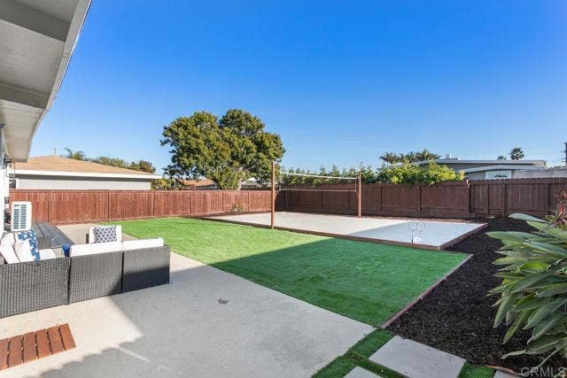 245 Hemlock AVE, Carlsbad, CA 92008
