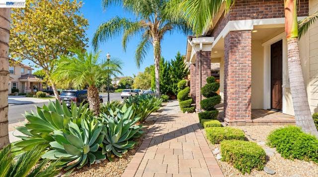 FRONT HOME