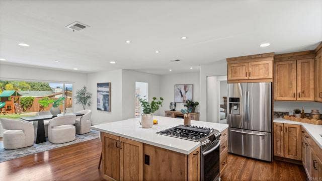 307 Aldwych RD, El Cajon, CA 92020