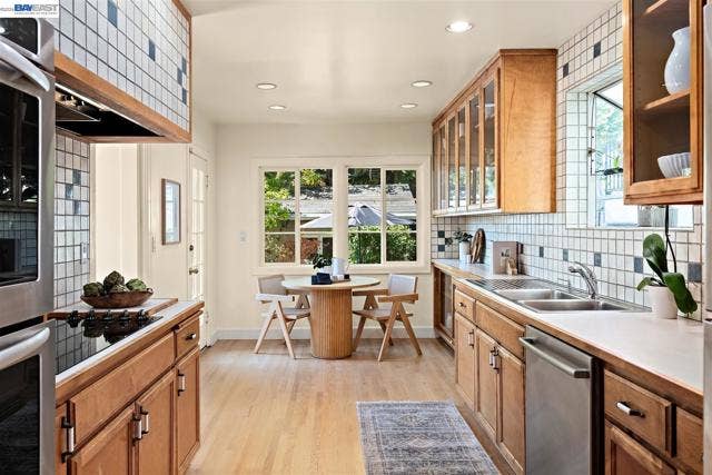 1594 Le Roy Ave, Berkeley, CA 94708 1594 Le Roy Ave, Berkeley, CA 94708