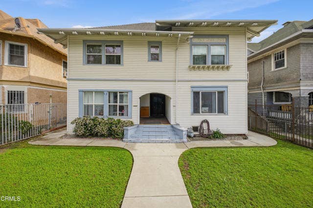 Property photo for 1032 S Westlake AVE, Los Angeles, CA